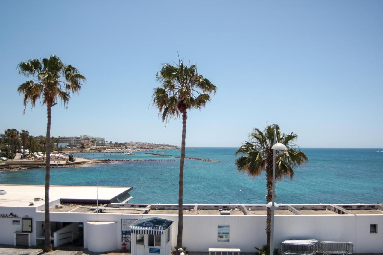 Phaedrus Living Seaview Studio Suite Lighthouse 52 Paphos Exteriör bild
